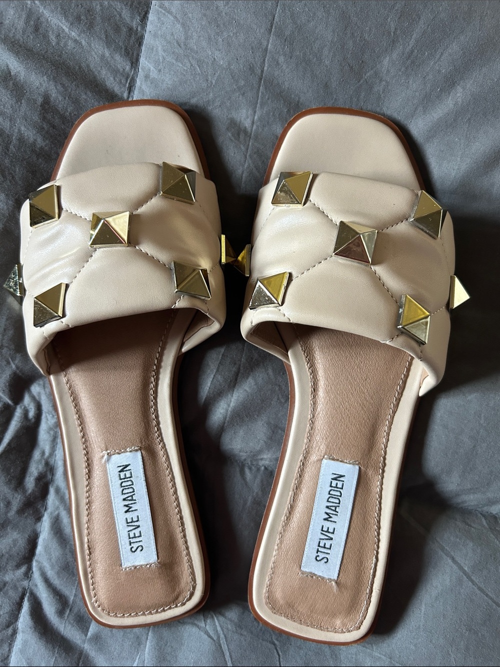 Steve Madden tan sandals with gold accents